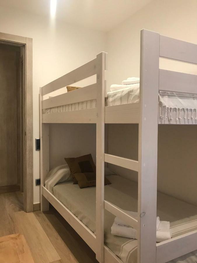 Apartament Neret II Sort Eksteriør billede